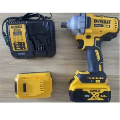 2 DeWalt DCF892M2