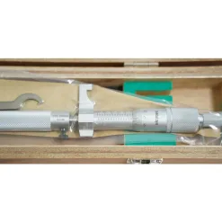 1 Mitutoyo Inside Micrometer 145 192