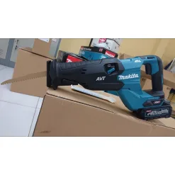 Máy Cưa Kiếm Dùng Pin Makita JR002G 40V 8 2 Makita JR002G