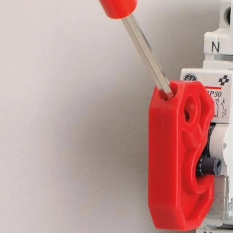 Khóa CB Điện Master Lock S2393 5 3 Master Lock S2393