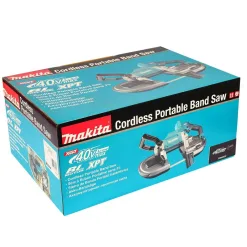 4 Makita PB002G