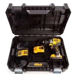 2 DeWalt DCD701D2