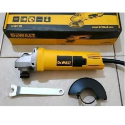2 May mai DeWalt DW810B B1