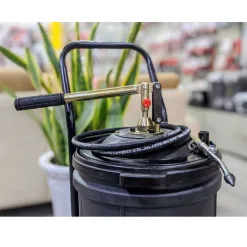 3 Kocu GZ 30B Grease Pump