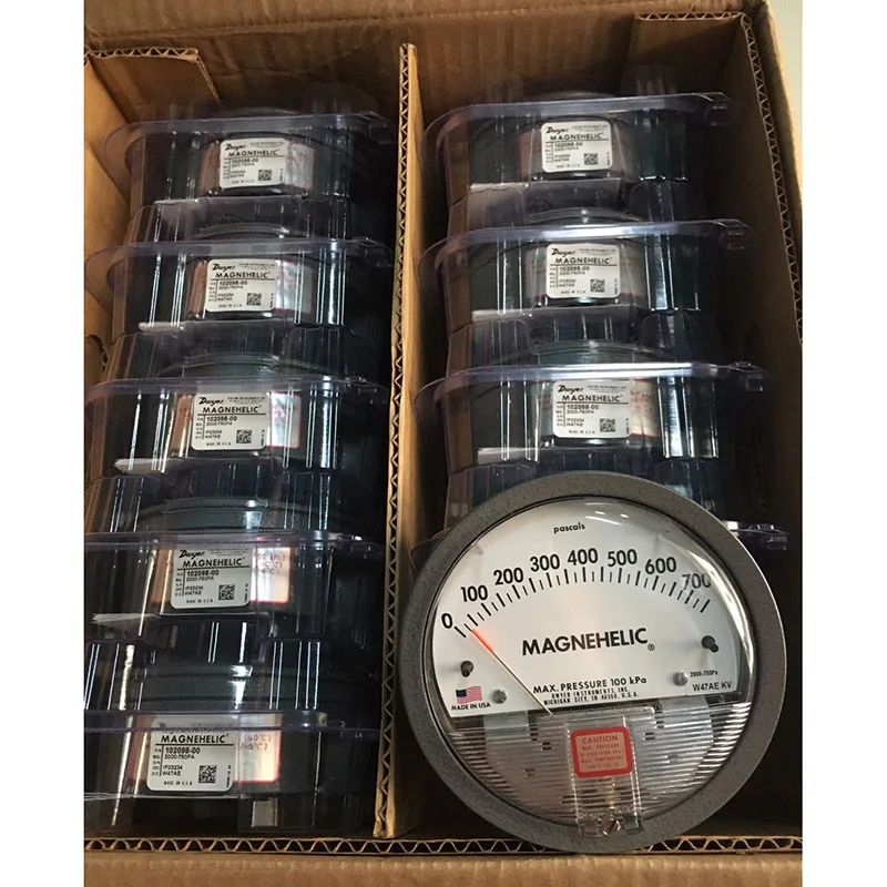Đồng hồ đo chênh áp Dwyer Magnehelic 2000-100PA 9 2 Dwyer Series 2000 Magnehelic
