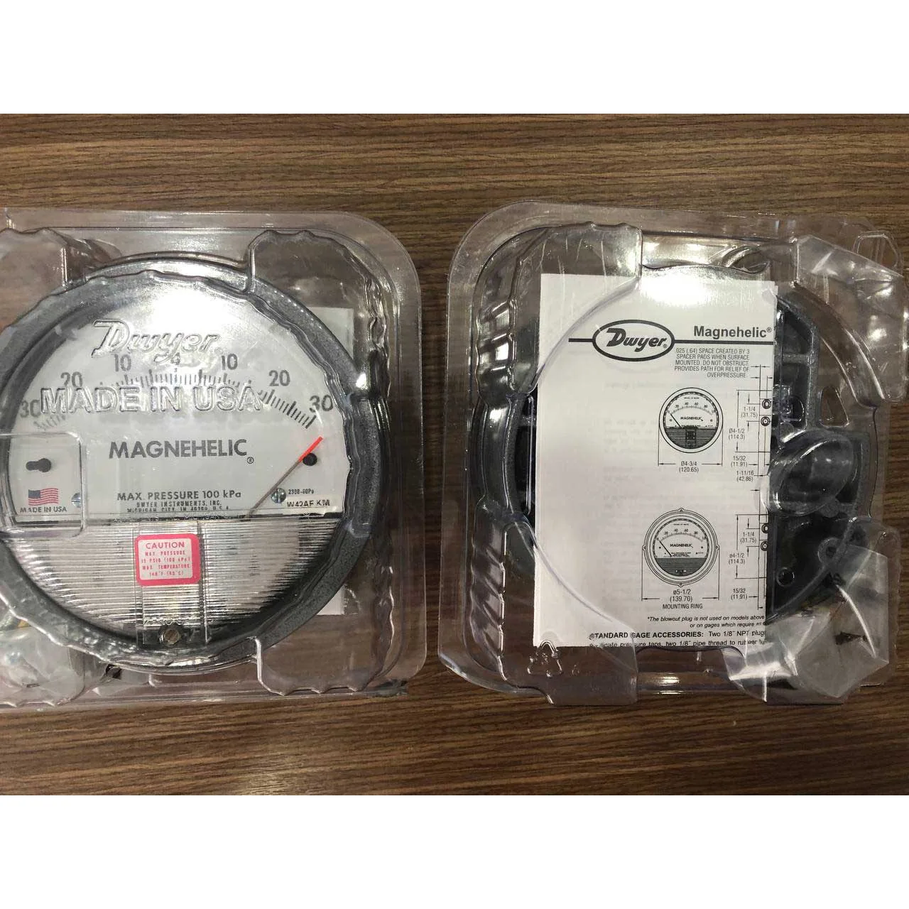 Đồng hồ đo chênh áp Dwyer Magnehelic 2000-100PA 11 Dwyer Magnehelic 2000 4kPa